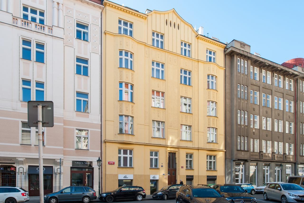 Apartment Spacious And Bright Dusni 13 *